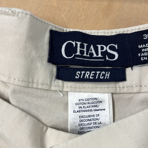 Chaps Stretch Men's Khaki Shorts W/Belt Loops Pockets On Front & Back Size 36 - Picture 8 of 9